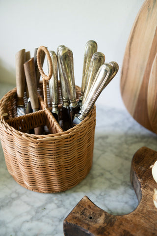 Rattan Bestikholder