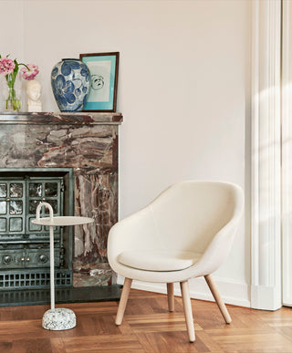 Bowler Side table
 
 - Farve: Fir Green