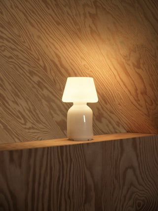 HAY Apollo Portable lampe i Opal Glas
