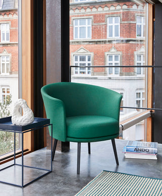 Tray Table Side Table - Str. S
 
 - Farve: Black