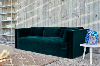 Bella Coffee table
 - Str.: Ø45 X H39 cm
 - Farve: Oilerede Eg