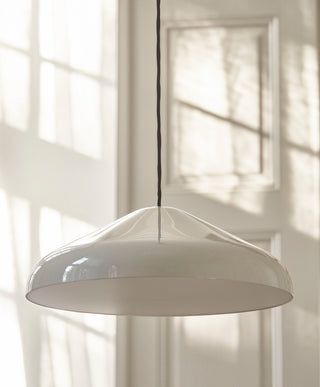 HAY
 PAO STEEL PENDANT 350
 - Farve: Cream white