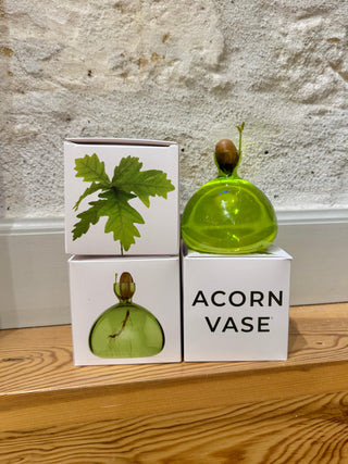 Ilex Acorn Vase - Grass Green