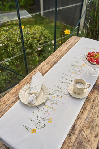 Stofservietter Med Blomster broderi 4stk 40x40cm