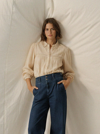 Indi & Cold Skjorte med Hæklet krave - Petal