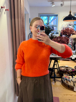 TWNS Moana Sweater - Fire