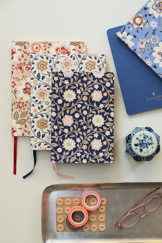 Bungalow Notesbog - Roja Indigo