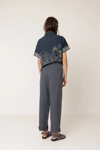 Indi & Cold Pleated Pinstripe Bukser - Indigo Blue