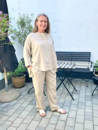 Frau Sydney Lang Buks - Hør - Mange Farver