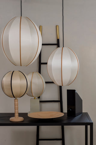 Oi Soi Oi Lampeskærm Indochina Oval B  - Off White & Amber