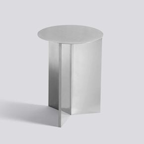 Slit Table
 - Str.: Ø35*H47 cm
 - Farve: Mirror