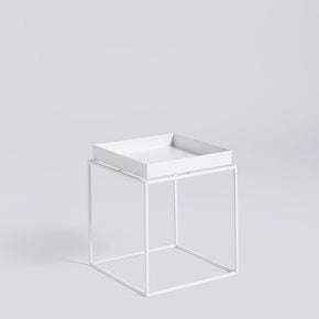 Tray Table Side Table - Str. S
 
 - Farve: White