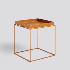 Tray Table Side Table - Str. M
 
 - Farve: Toffee