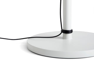 HAY
 FIFTY-FIFTY FLOOR LAMP
 - Farve: Soft Black