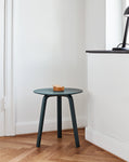 Bella Coffee table
 - Str.: Ø45 X H49 cm
 - Farve: Sort lakerede Eg