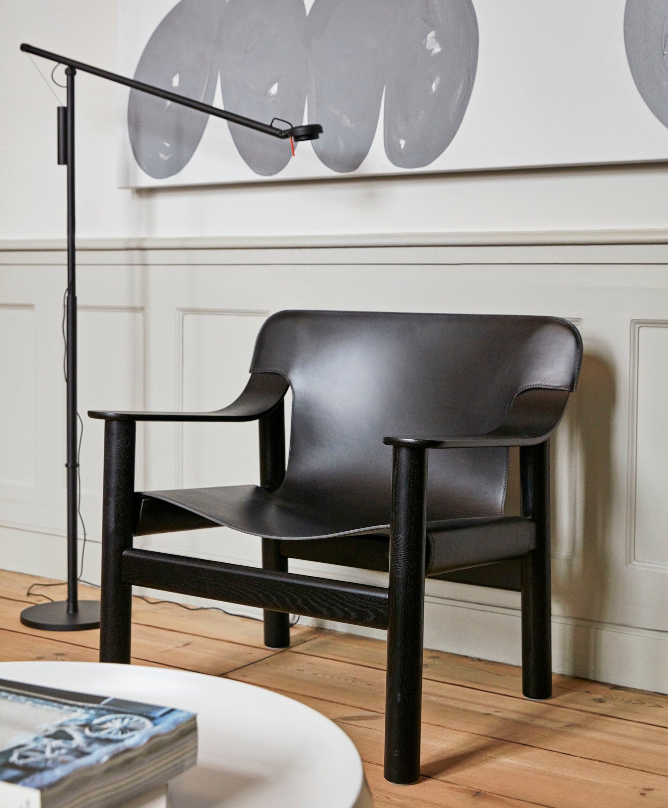 HAY
 FIFTY-FIFTY FLOOR LAMP
 - Farve: Soft Black