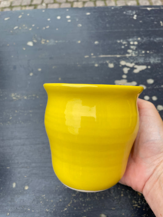 Håndlavet keramik krus - Farve Gul