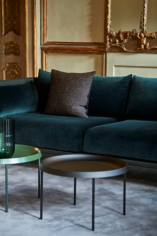 Tulou Coffee table
 - Str.: Ø75*H35
 - Farve: Black