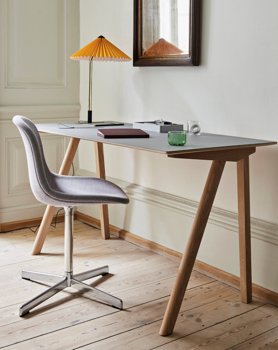 HAY
 MATIN TABLE LAMP / Ø300
 - Farve: Oxide Red
