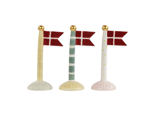 Speedtsberg keramik flag - 3 designs - 8 x 5 x 14 cm 
 - Farve: gul, grøn, lyserød,