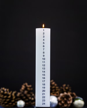 Kunstindustrien Kalenderlys - Ø5 x H30 Sorte Tal